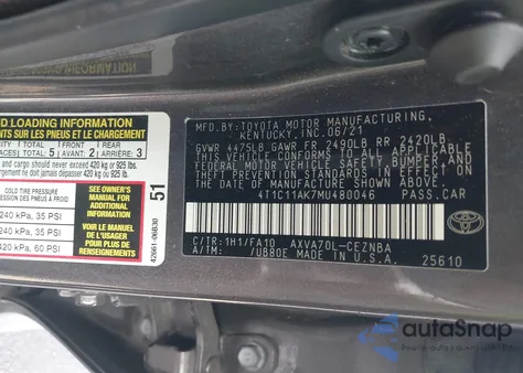 2021 Toyota Camry Le z USA, uszkodzony, nr VIN 4T1C11AK7MU480046